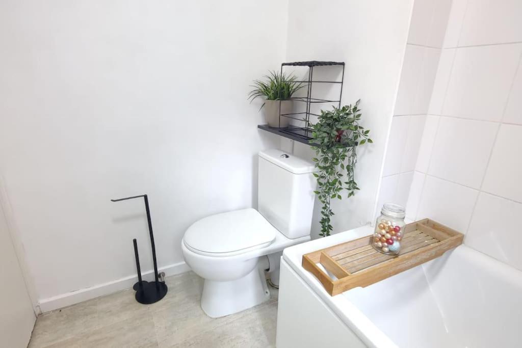 2 Bed Brick Lane Flat, Liverpool St Appartement Londres