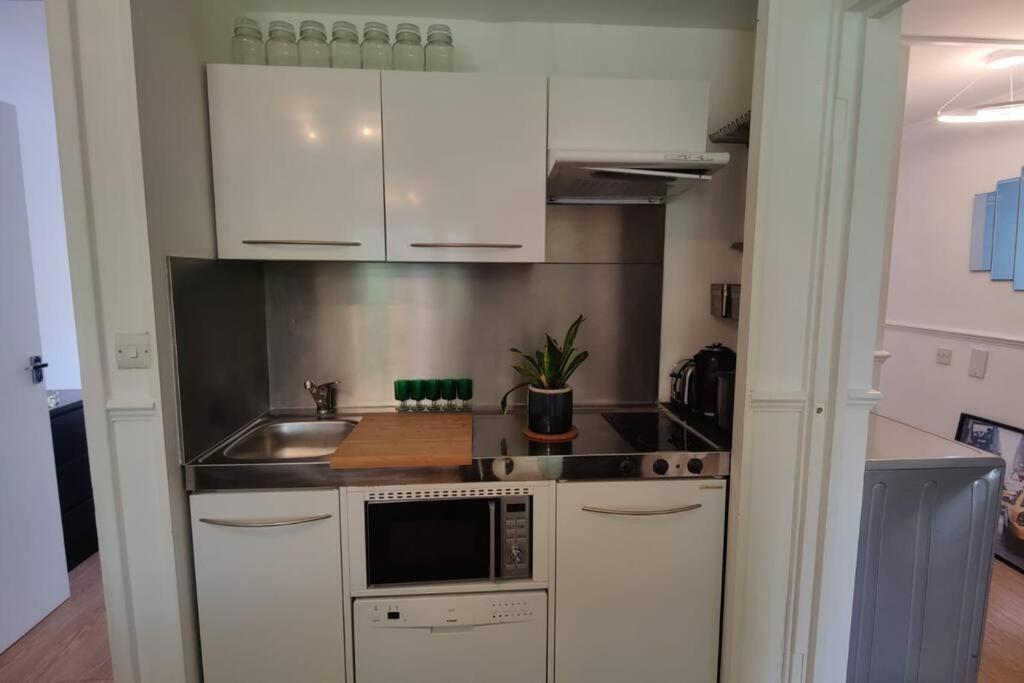 2 Bed Brick Lane Flat, Liverpool St * Londres